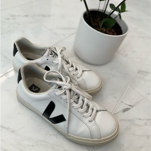 Veja Esplar Leather Sneakers - 10